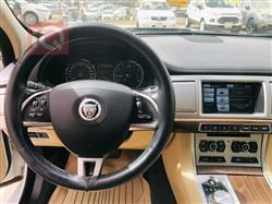 جاكوار XF